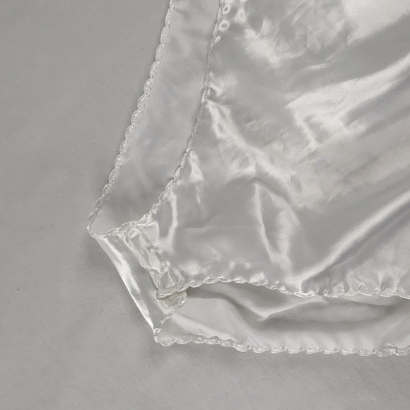 VTG White Lace Trim Satin Teddy Cinch Waist Romper - Picture 7 of 10